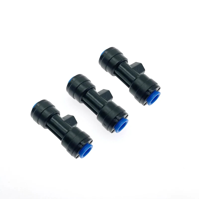 1/4 Inch Slip Lock Tees (Quick Connect) for Outdoor Patio Misting System with 10/24 threaded Misting Nozzles and with Plugs (0.1-0.6mm)